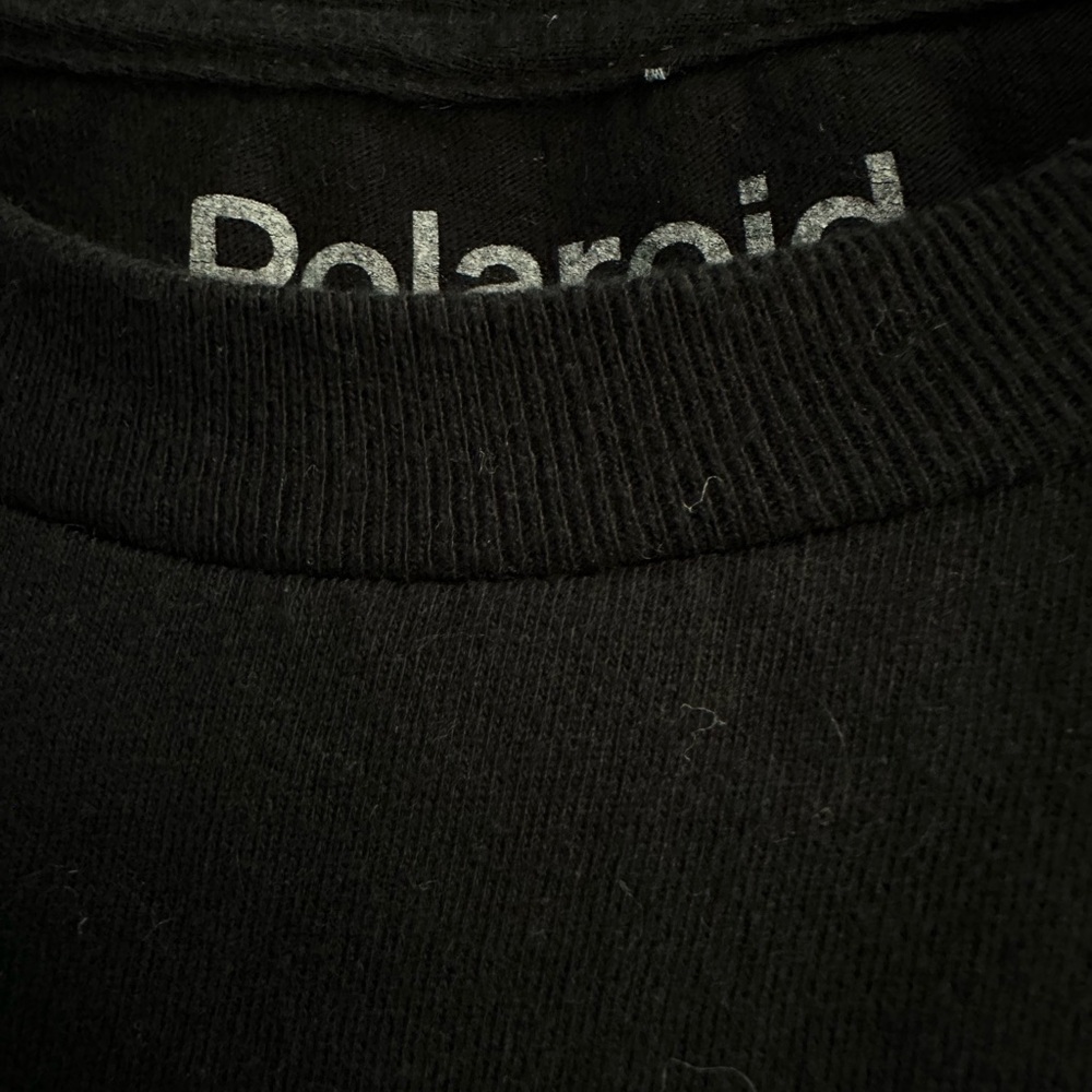 Men’s L Black Official Polaroid T-shirt With The Word “Polaroid” Written 5 Times - Picture 5 of 16